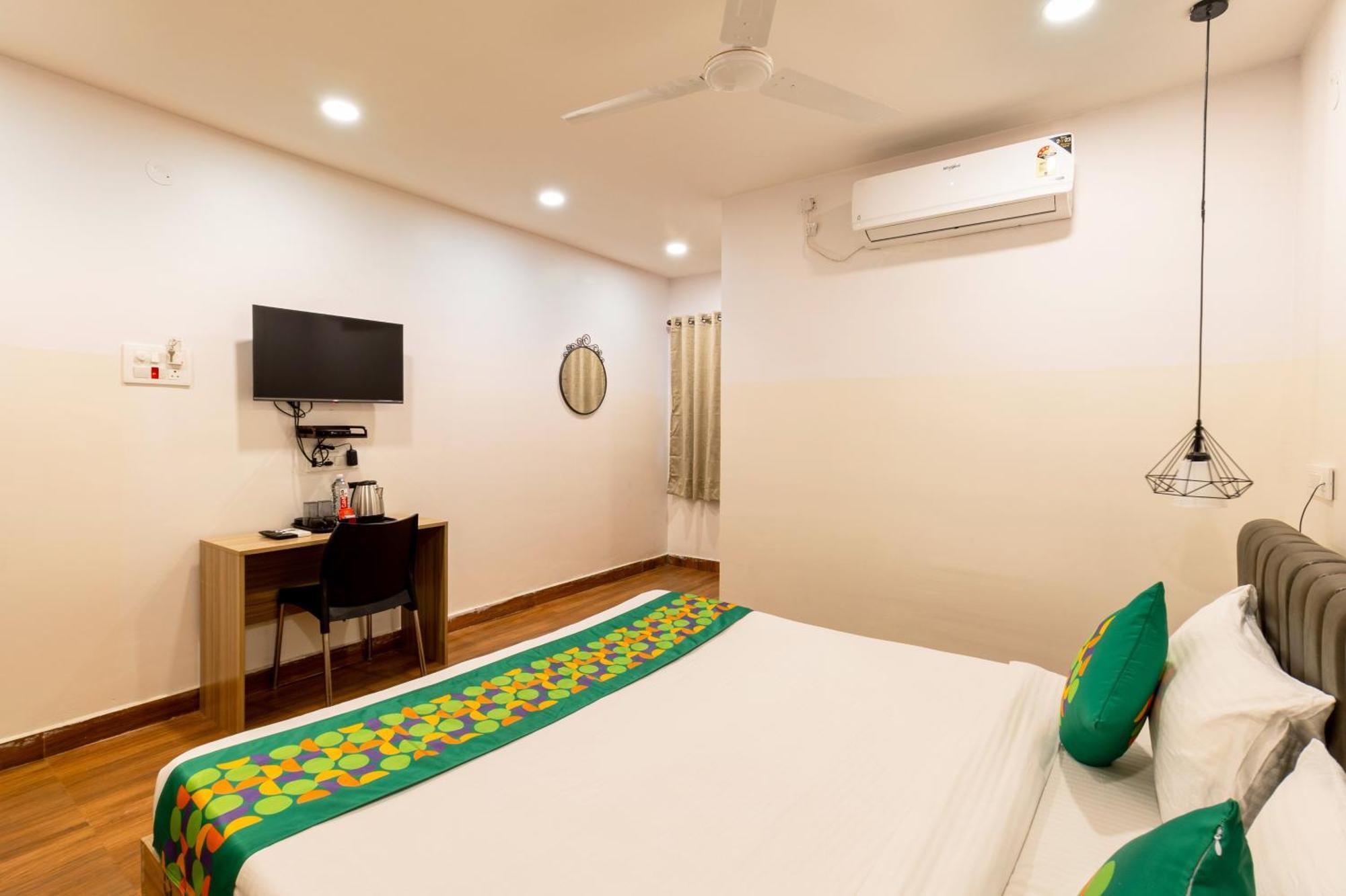 Treebo Seventh Heaven Kukatpally Hyderabad Eksteriør bilde