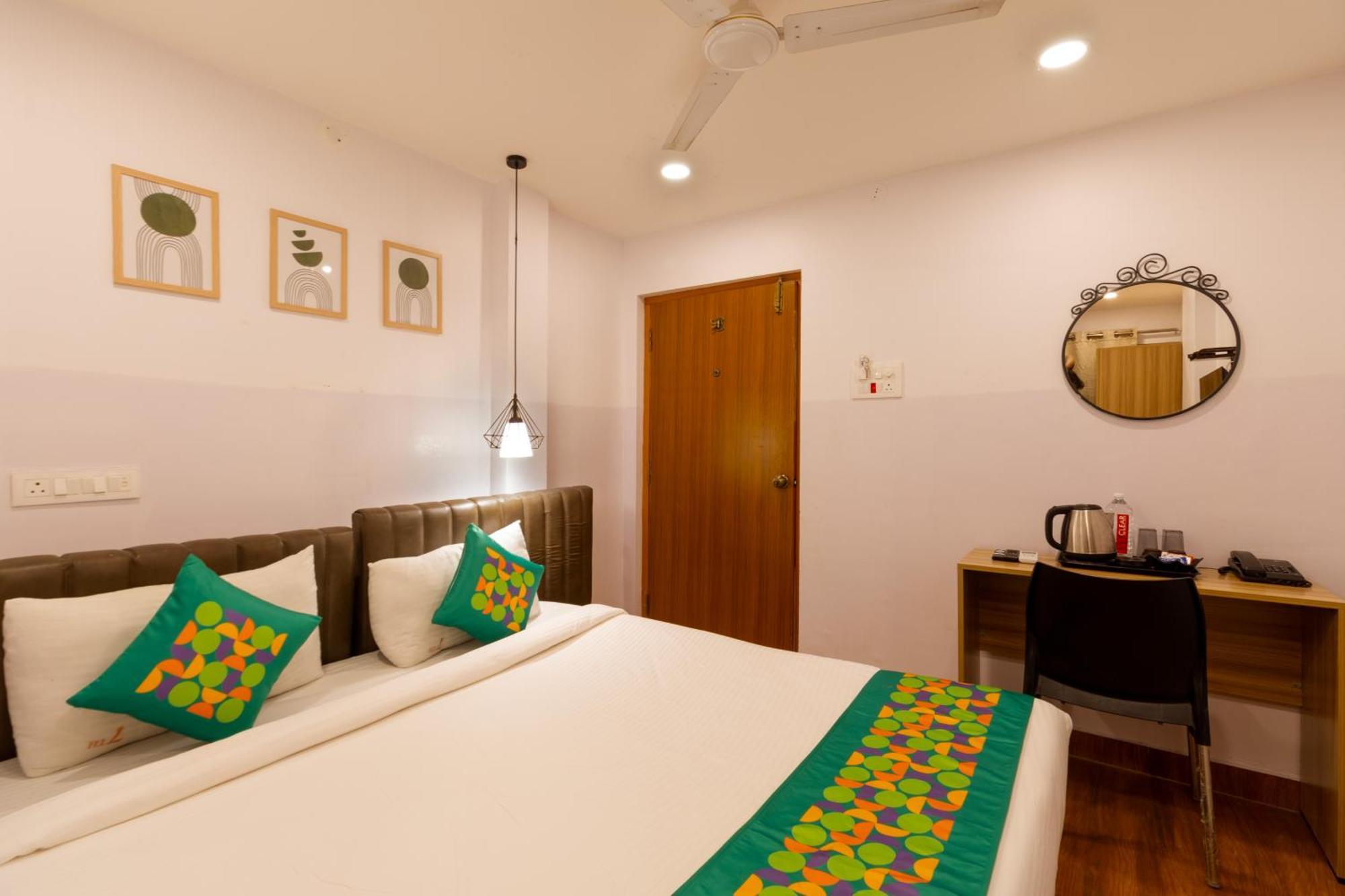 Treebo Seventh Heaven Kukatpally Hyderabad Eksteriør bilde