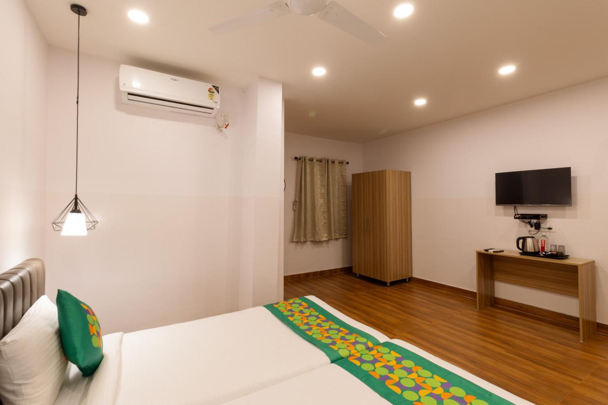 Treebo Seventh Heaven Kukatpally Hyderabad Eksteriør bilde