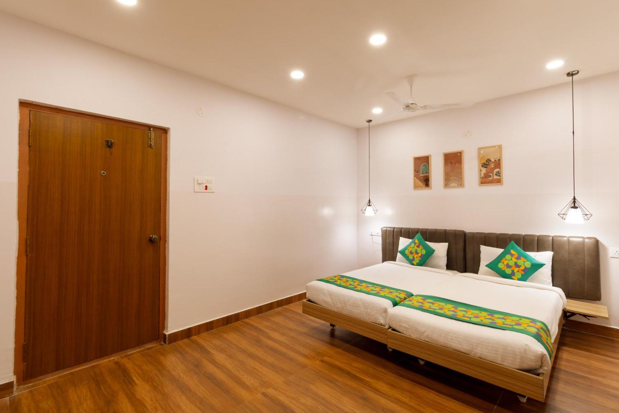 Treebo Seventh Heaven Kukatpally Hyderabad Eksteriør bilde