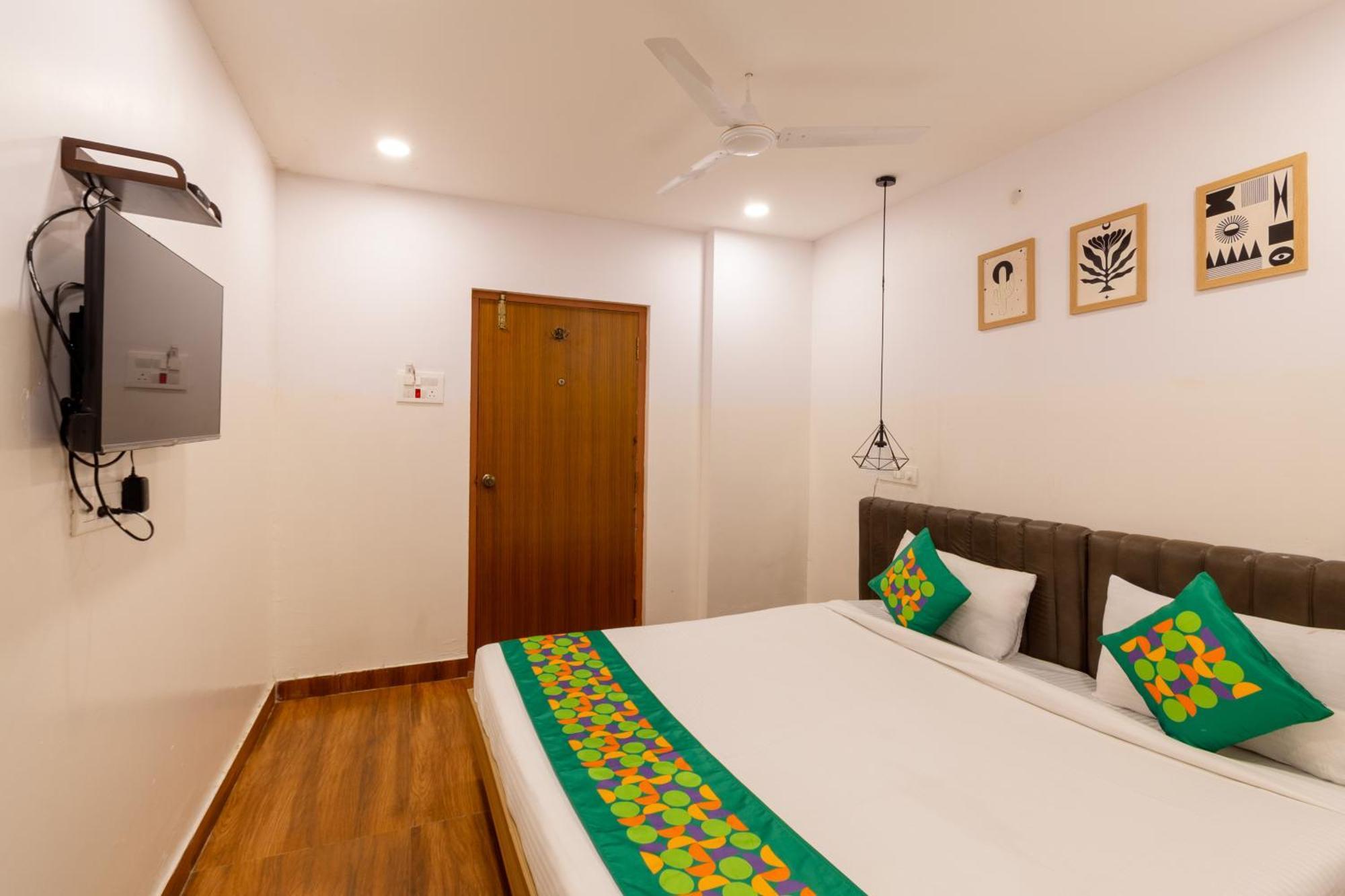 Treebo Seventh Heaven Kukatpally Hyderabad Eksteriør bilde